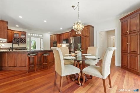28 Royal Manor Somers CT 06071