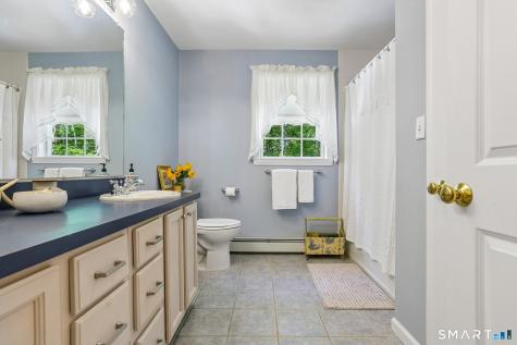34 Spring Rock Road East Lyme CT 06333