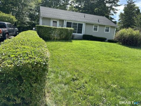 52 Ellsworth Drive Bloomfield CT 06002