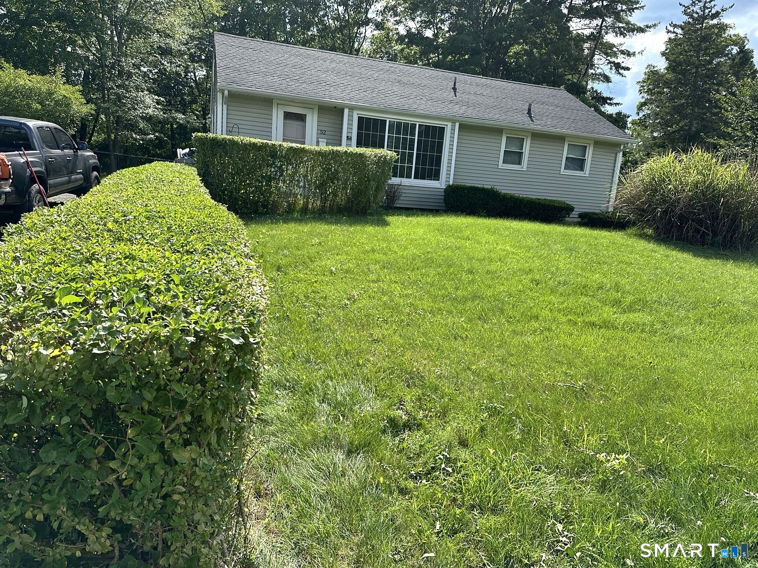 52 Ellsworth Drive Bloomfield CT 06002