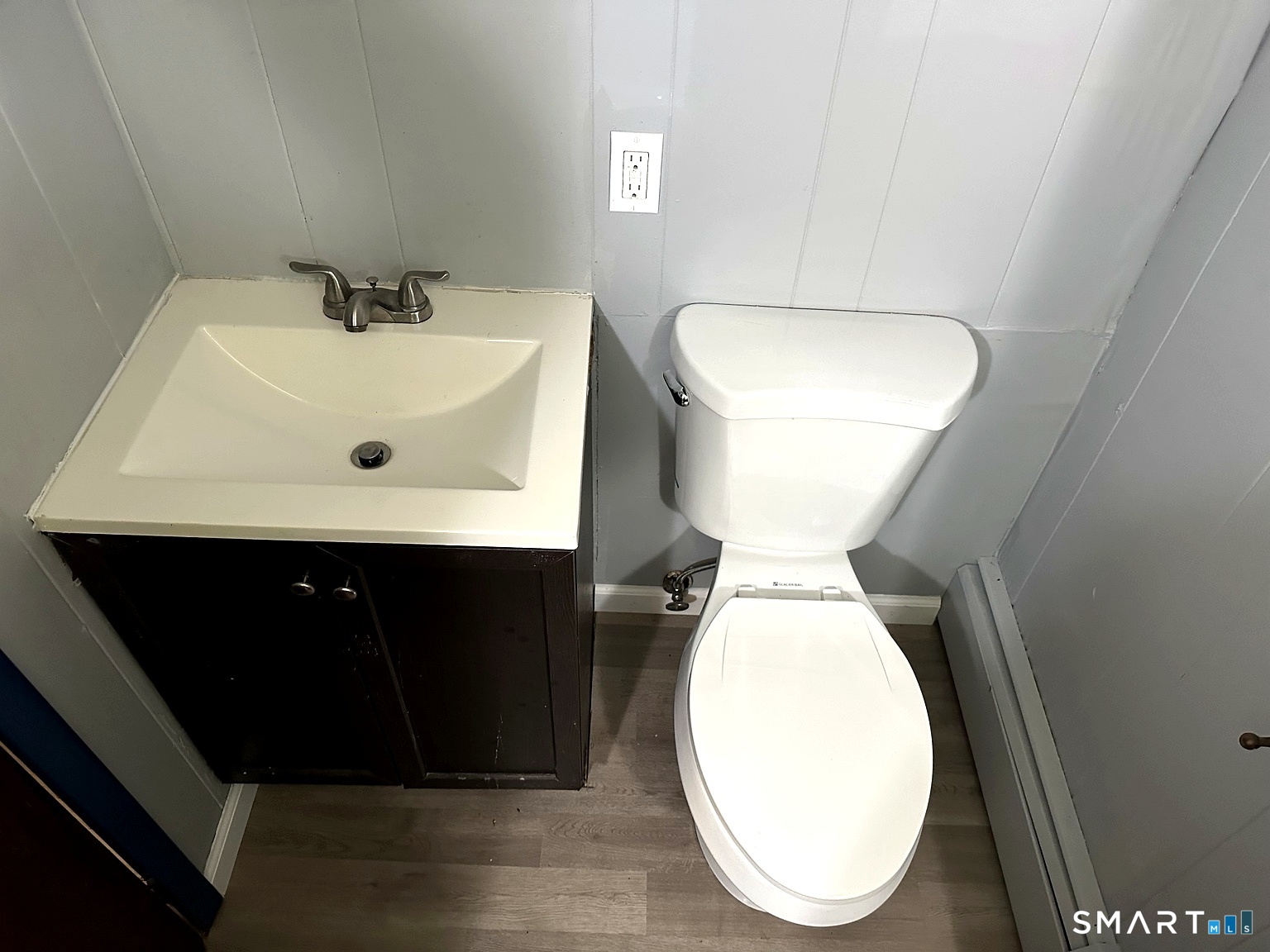 52 Ellsworth Drive Bloomfield CT 06002