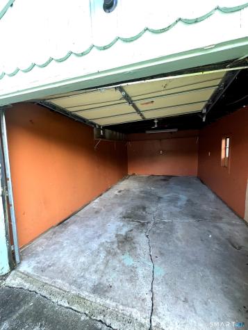 52 Ellsworth Drive Bloomfield CT 06002