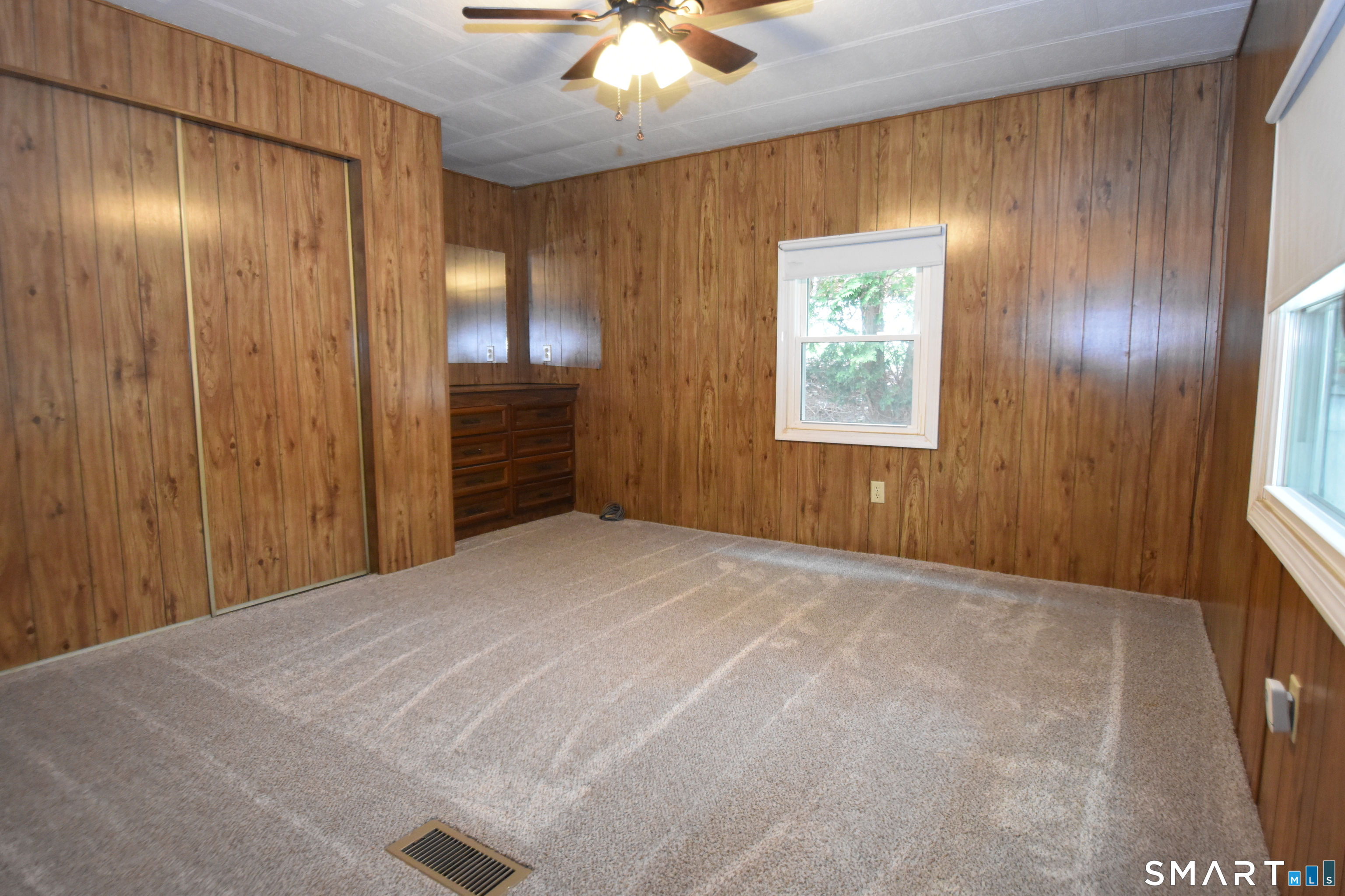 325 Kelly Road Vernon CT 06066