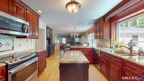 119 Pheasant Run Newington CT 06111