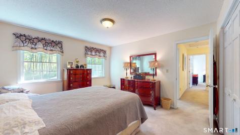 119 Pheasant Run Newington CT 06111