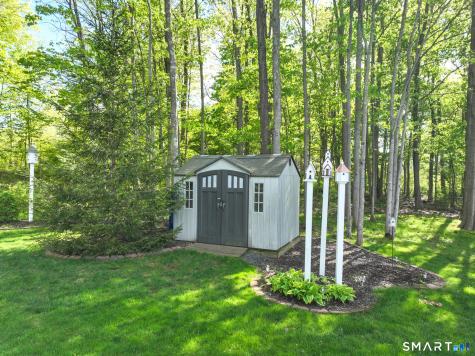 119 Pheasant Run Newington CT 06111