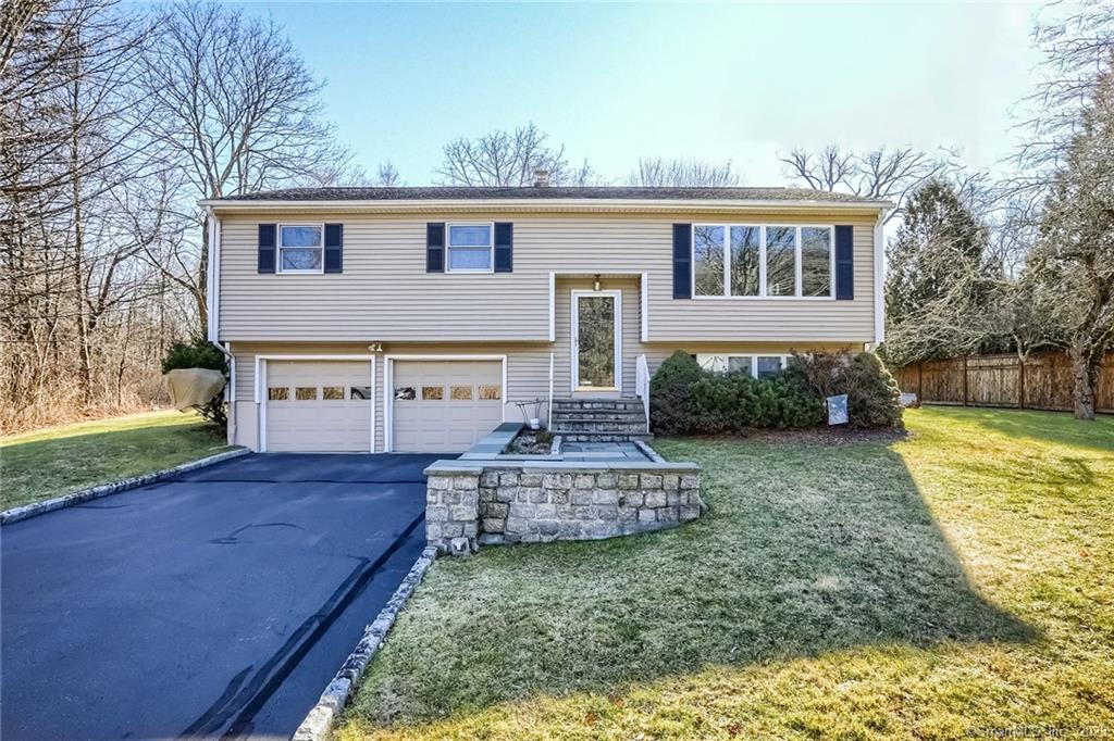 2 Kingswood Road Danbury CT 06811