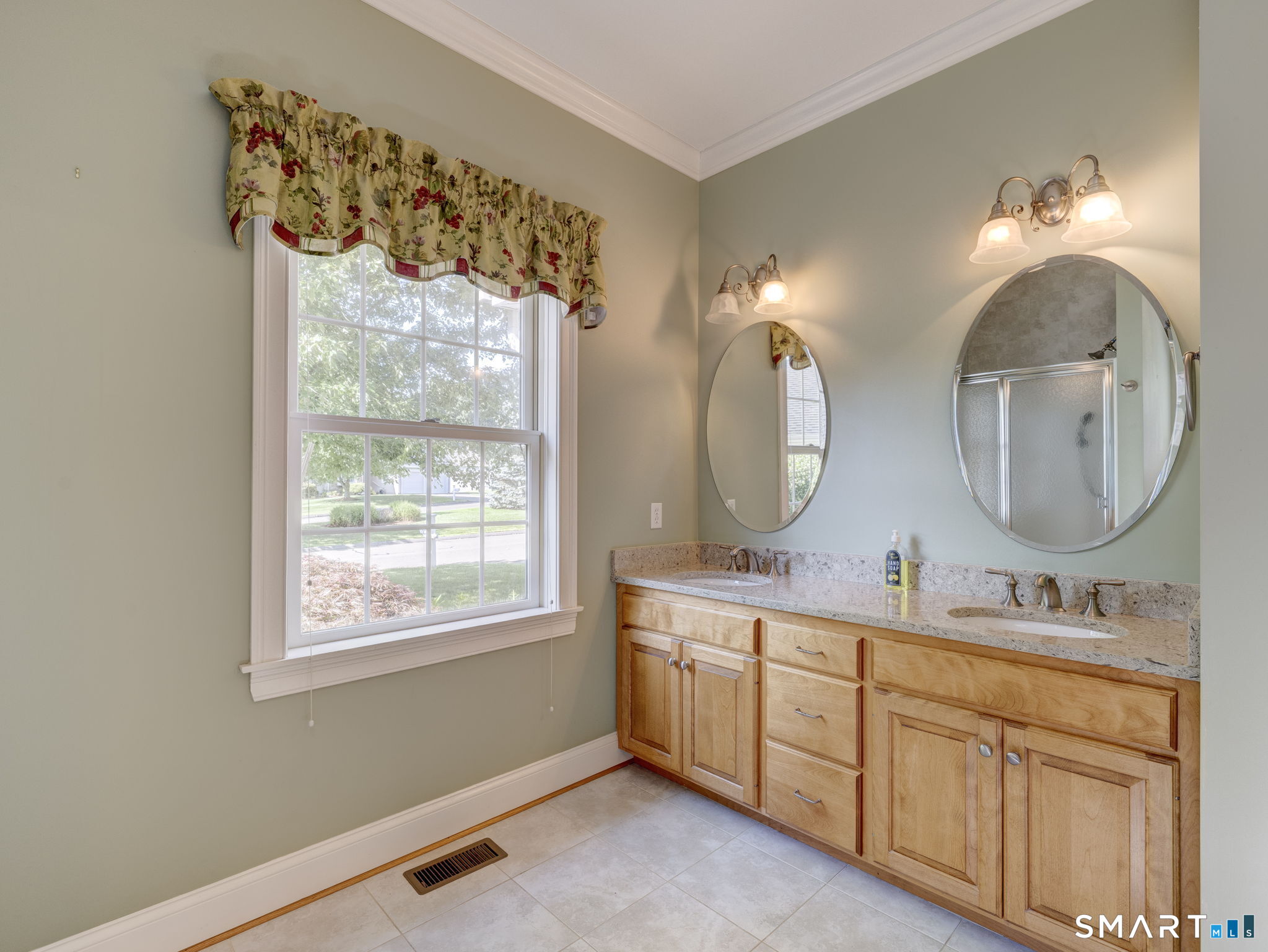 29 Cheney Lane Manchester CT 06040