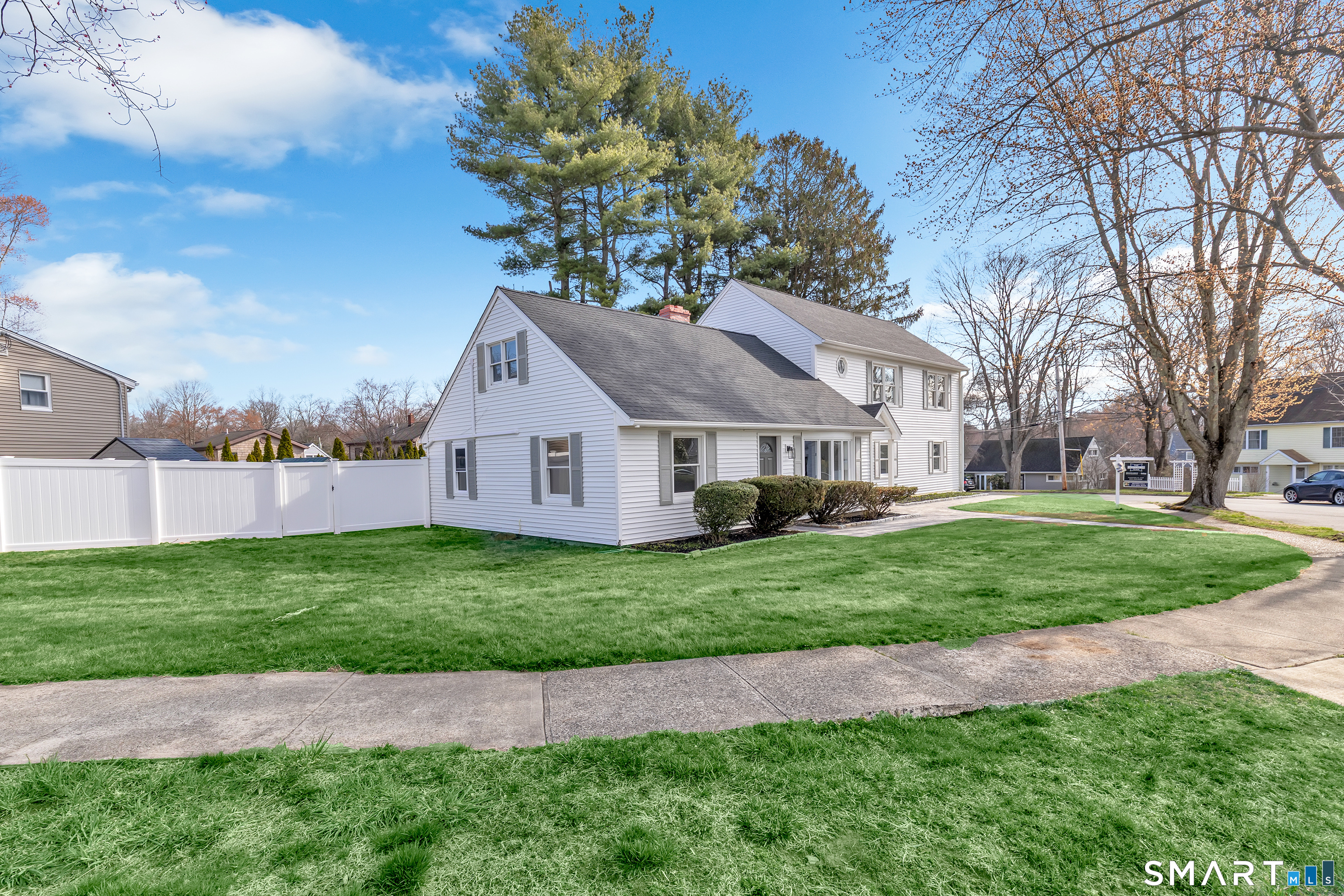 139 Wepawaug Drive Milford CT 06461