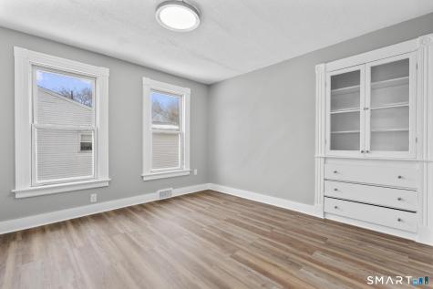 31 Alton Street Waterbury CT 06705