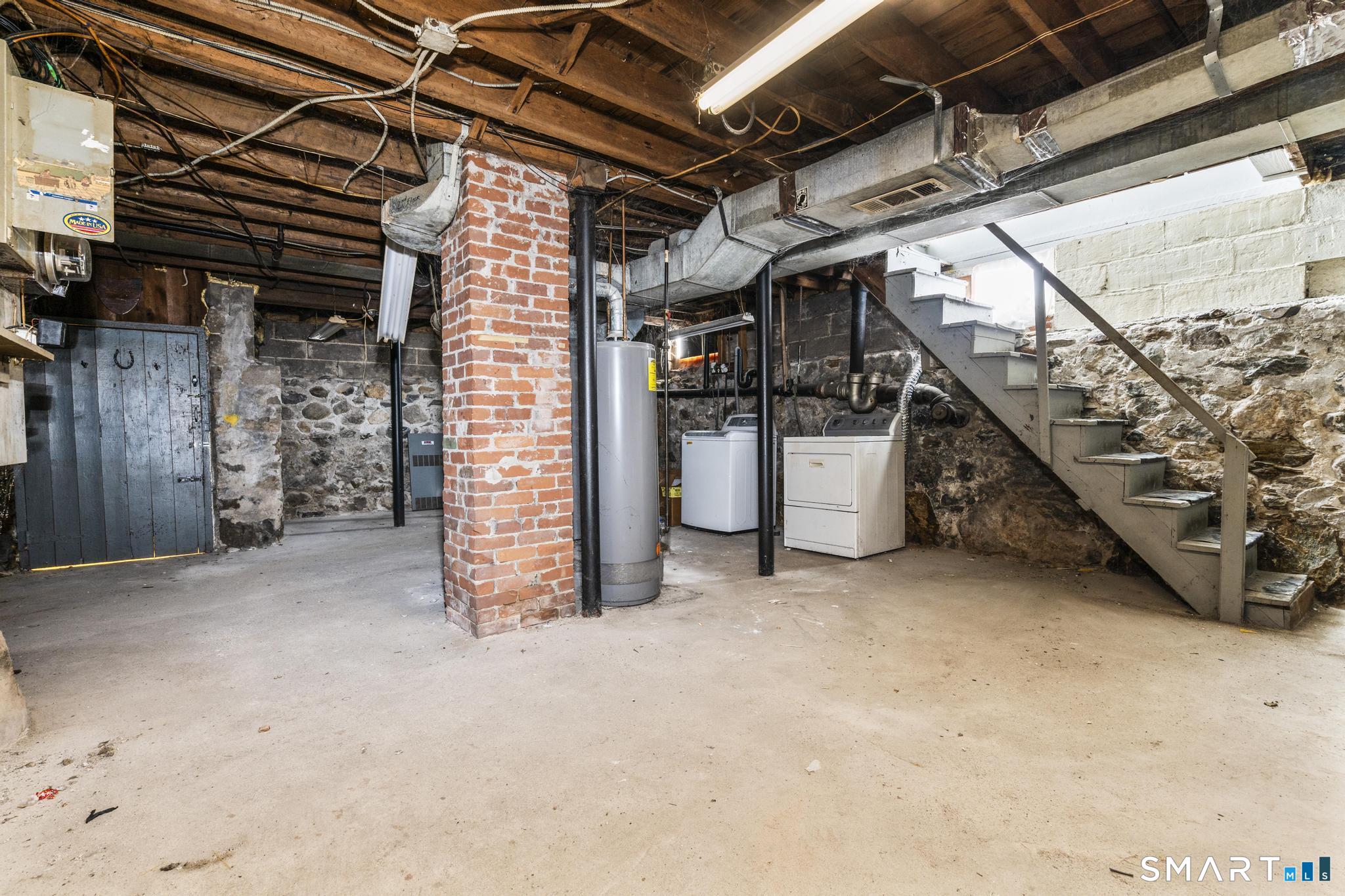 31 Alton Street Waterbury CT 06705