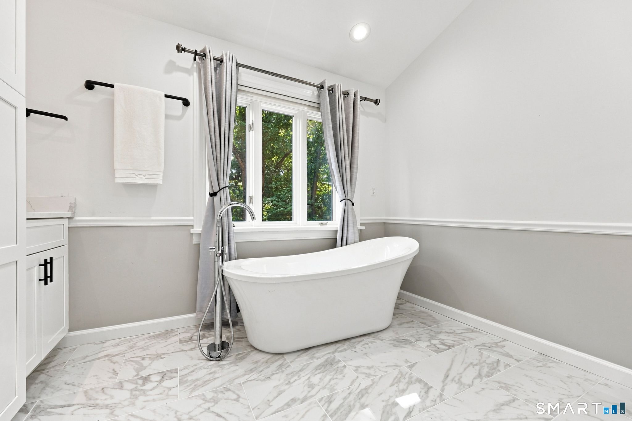 122 Greenwood Drive South Windsor CT 06074