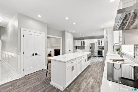 122 Greenwood Drive South Windsor CT 06074