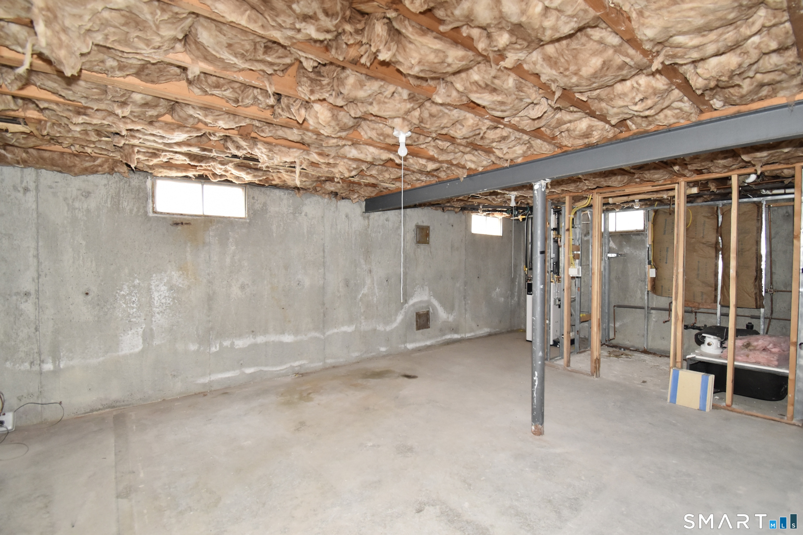 51 Oakwood Street Enfield CT 06082
