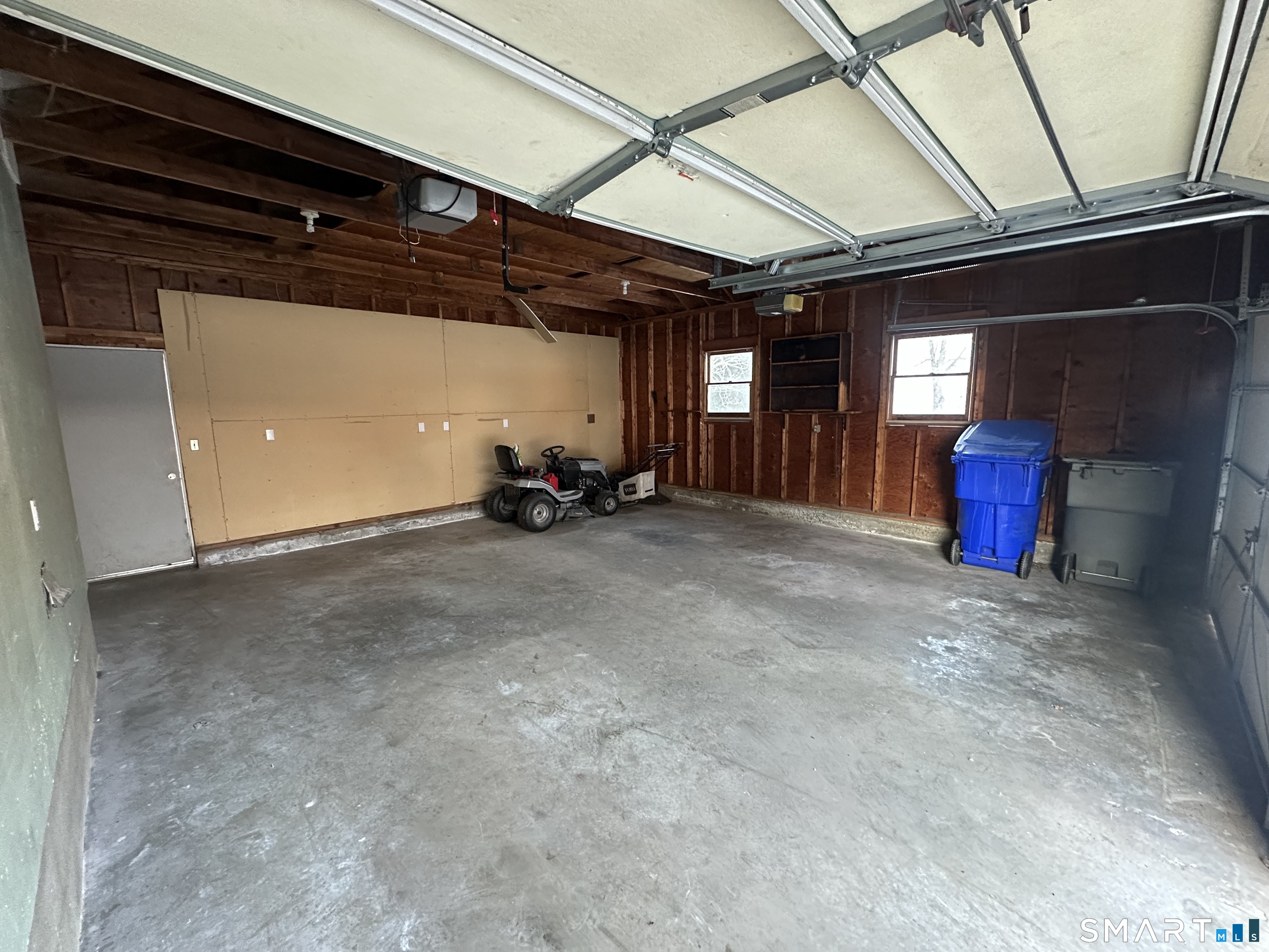 51 Oakwood Street Enfield CT 06082