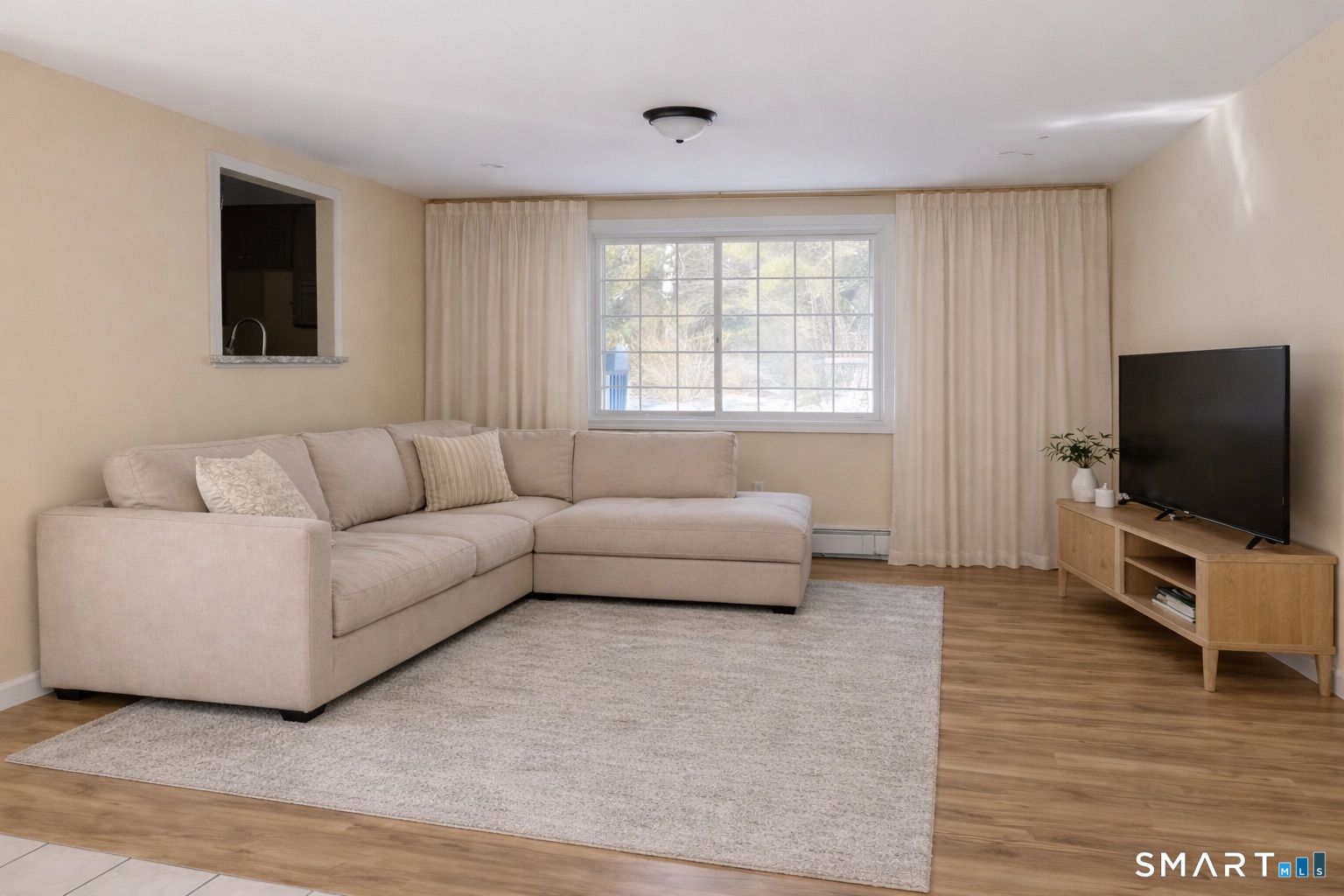 51 Oakwood Street Enfield CT 06082