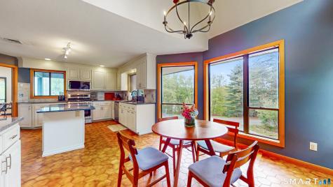 34 Deerfield Trace Burlington CT 06013