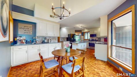 34 Deerfield Trace Burlington CT 06013