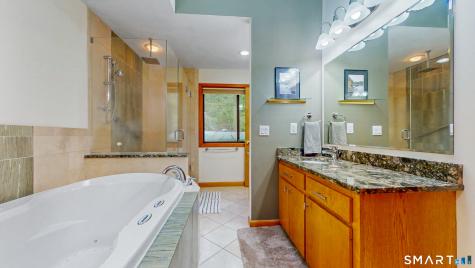 34 Deerfield Trace Burlington CT 06013