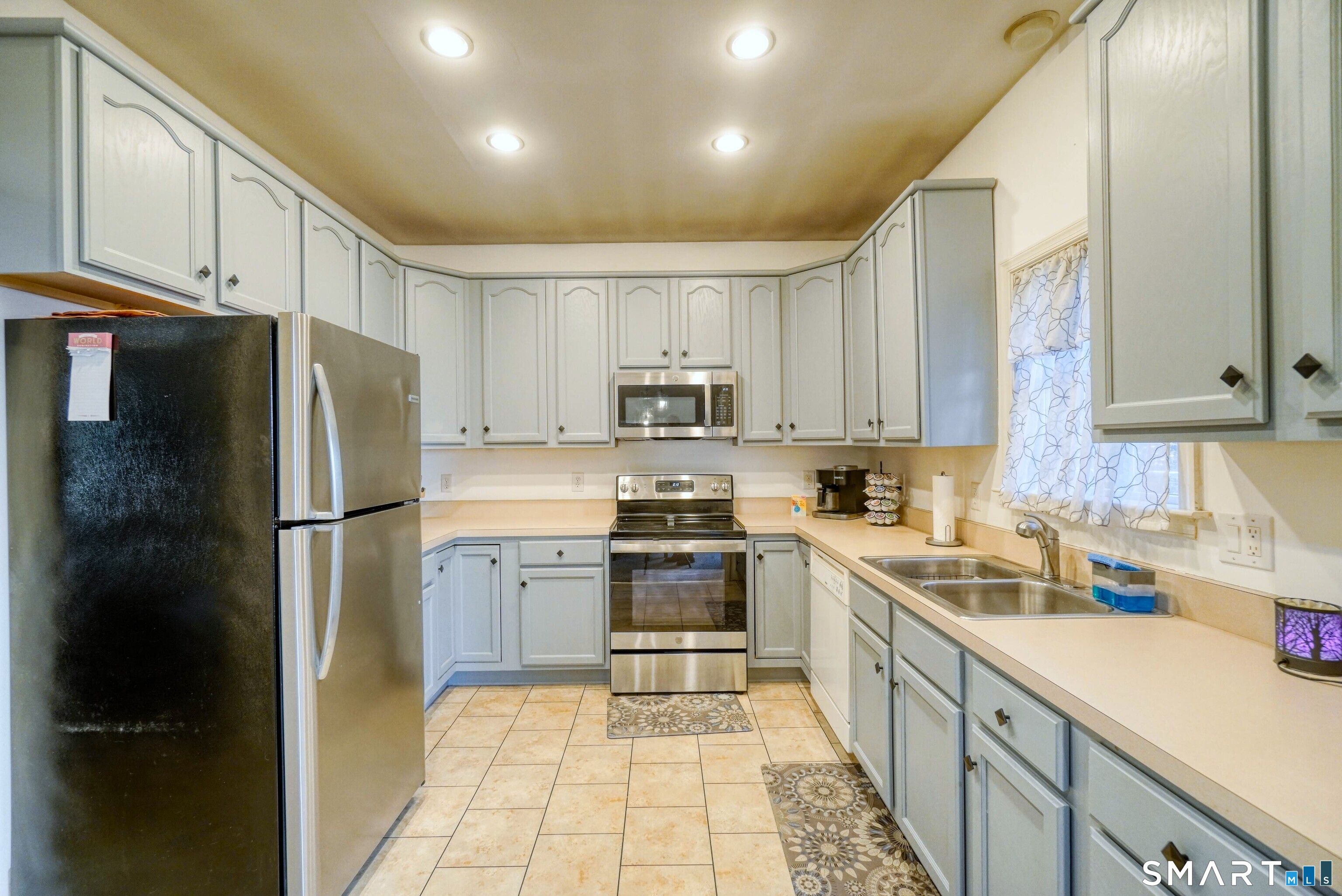8 Totem Pole Road Thompson CT 06277
