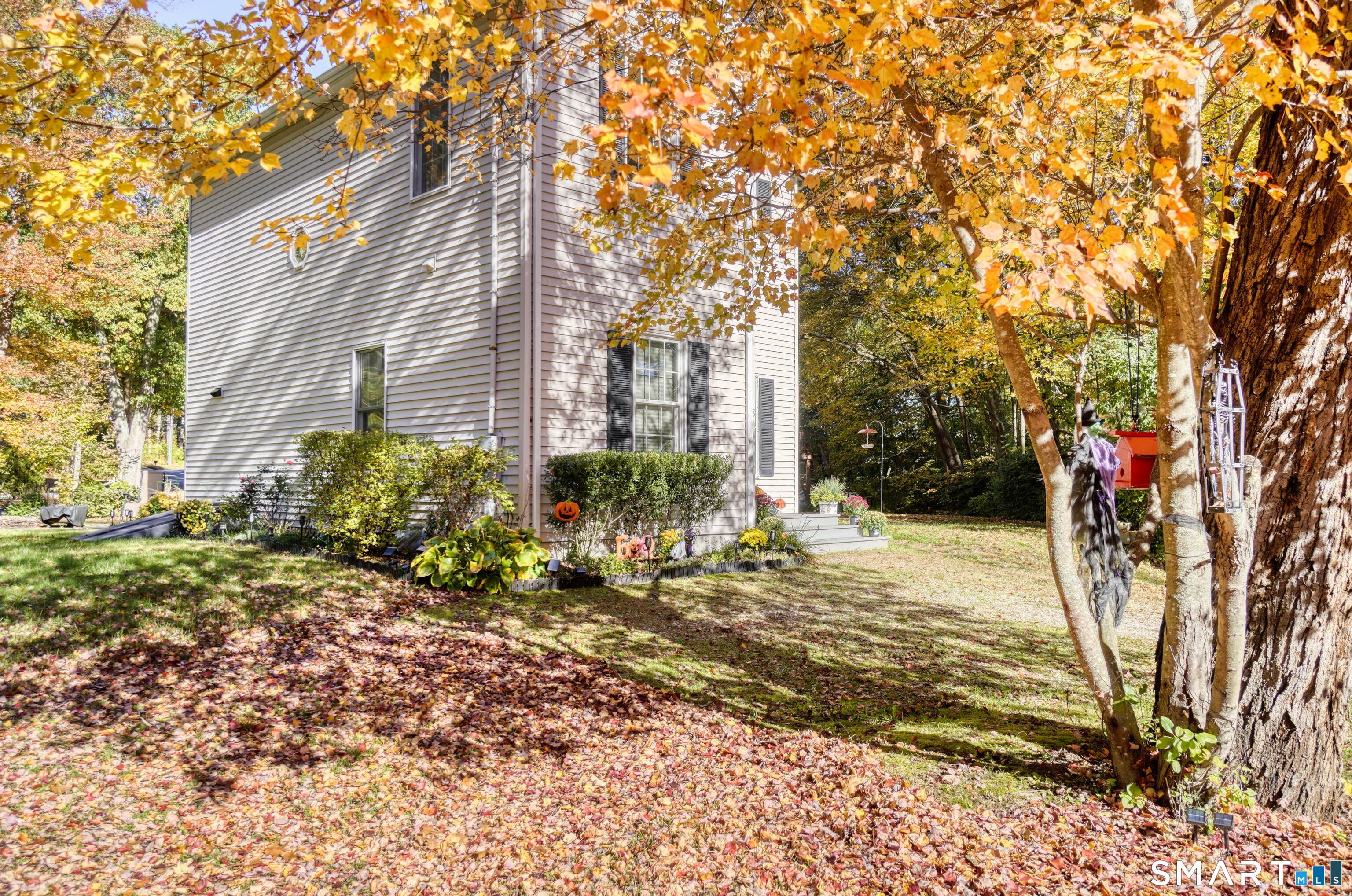 8 Totem Pole Road Thompson CT 06277