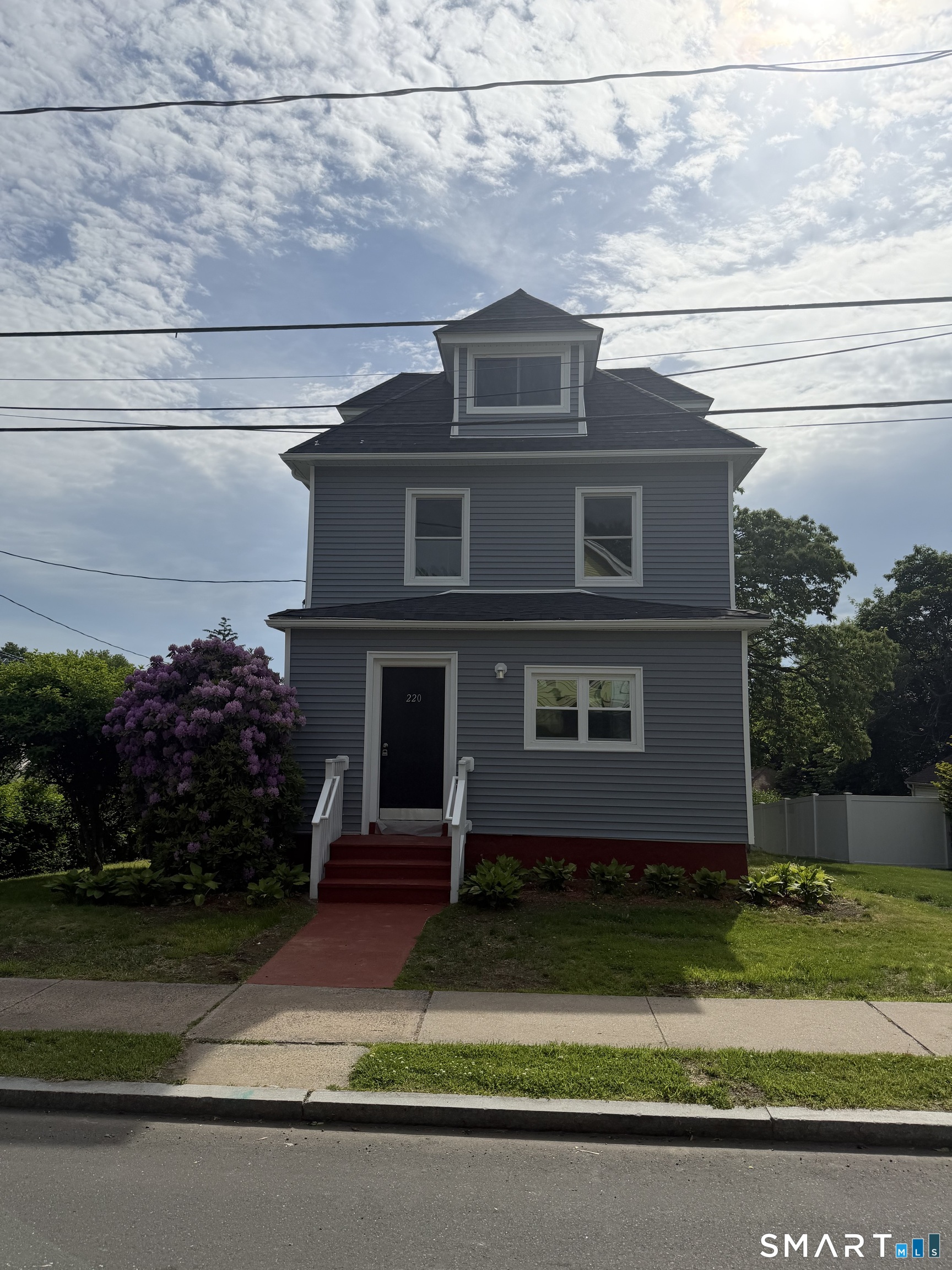 220 Newbury Street Hartford CT 06114