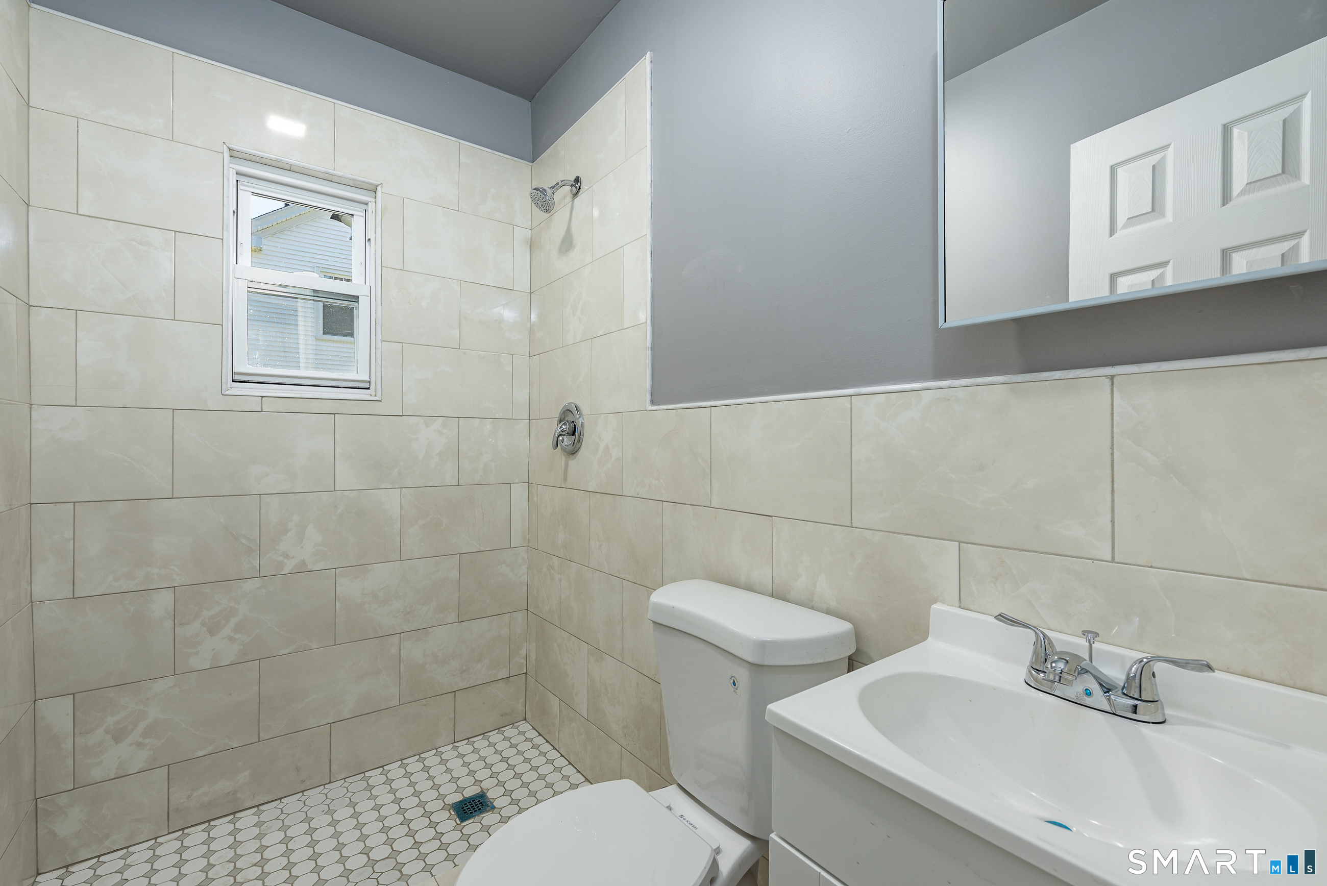 220 Newbury Street Hartford CT 06114