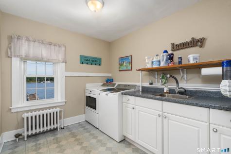 30 Essex Street Groton CT 06355