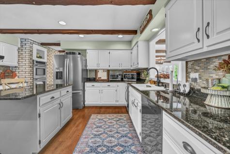 6 Old Woods Road Brookfield CT 06804