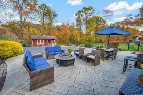 6 Old Woods Road Brookfield CT 06804