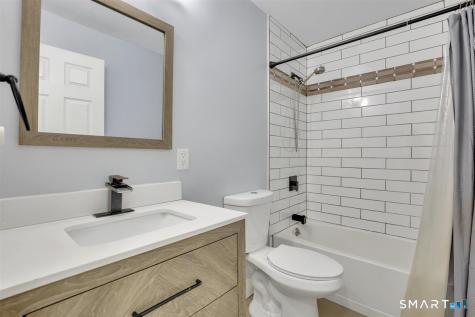 109 Porterbrook Avenue East Hartford CT 06118