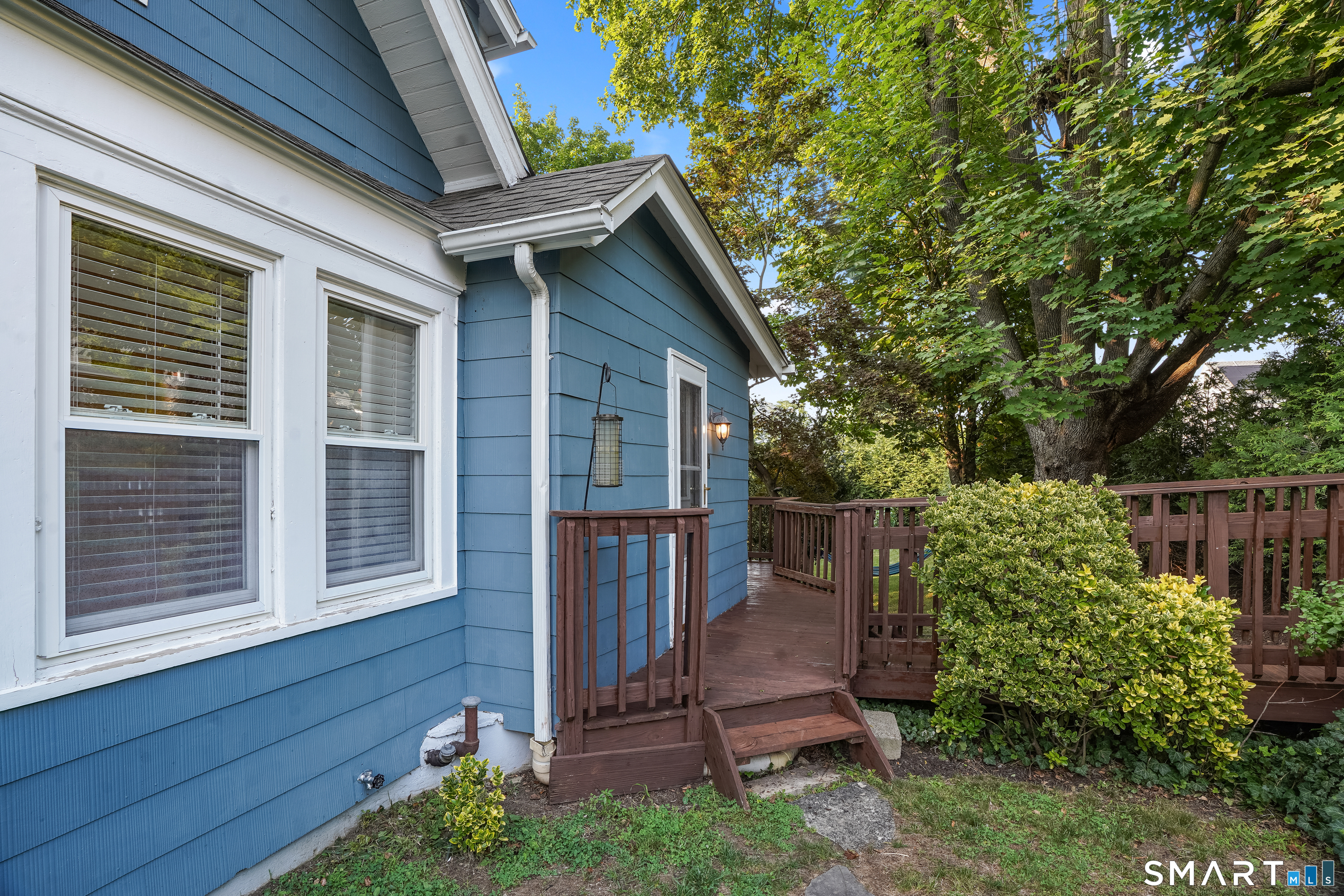 48 Bouton East Street Stamford CT 06907