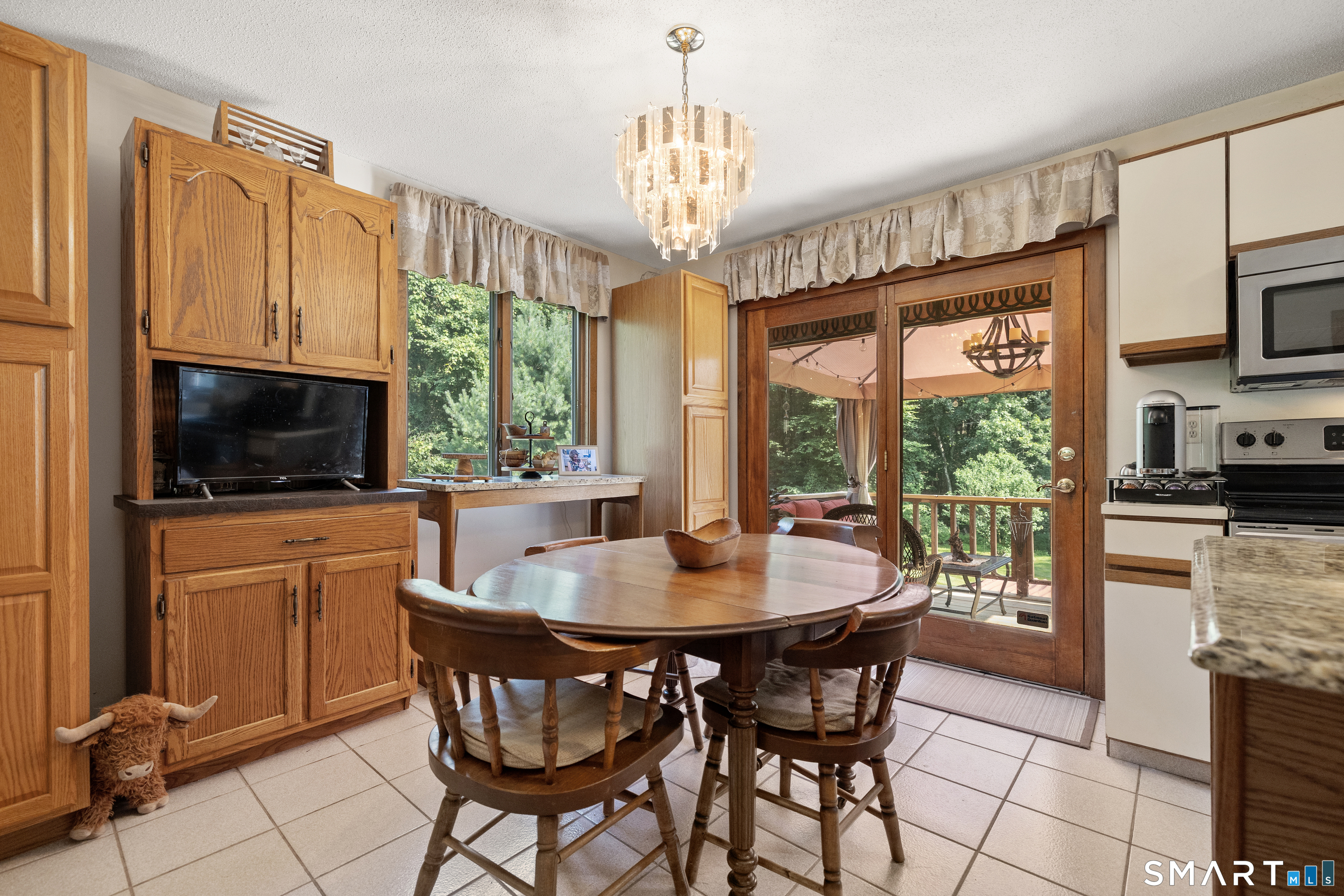 113 Spielman Highway Burlington CT 06013