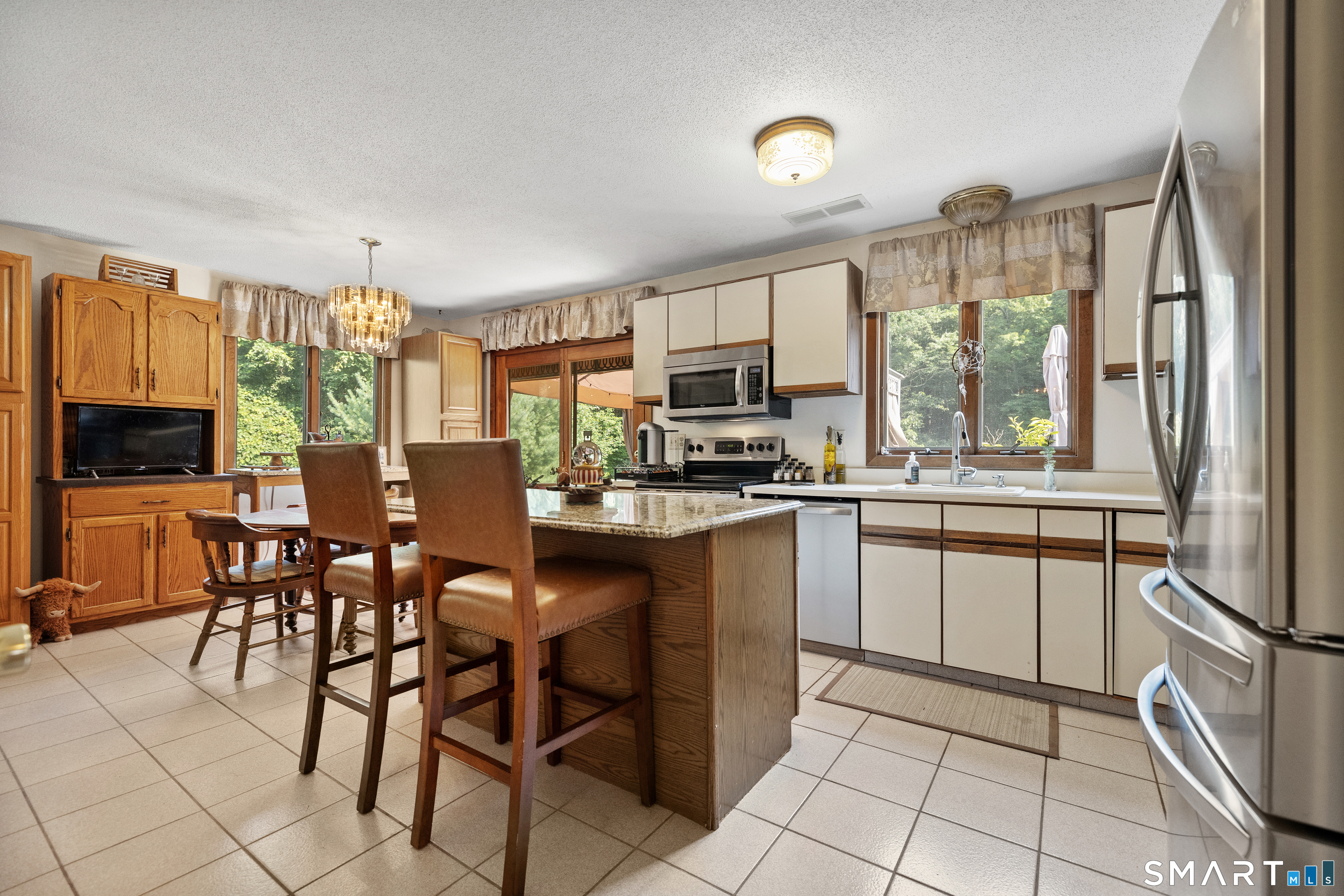 113 Spielman Highway Burlington CT 06013