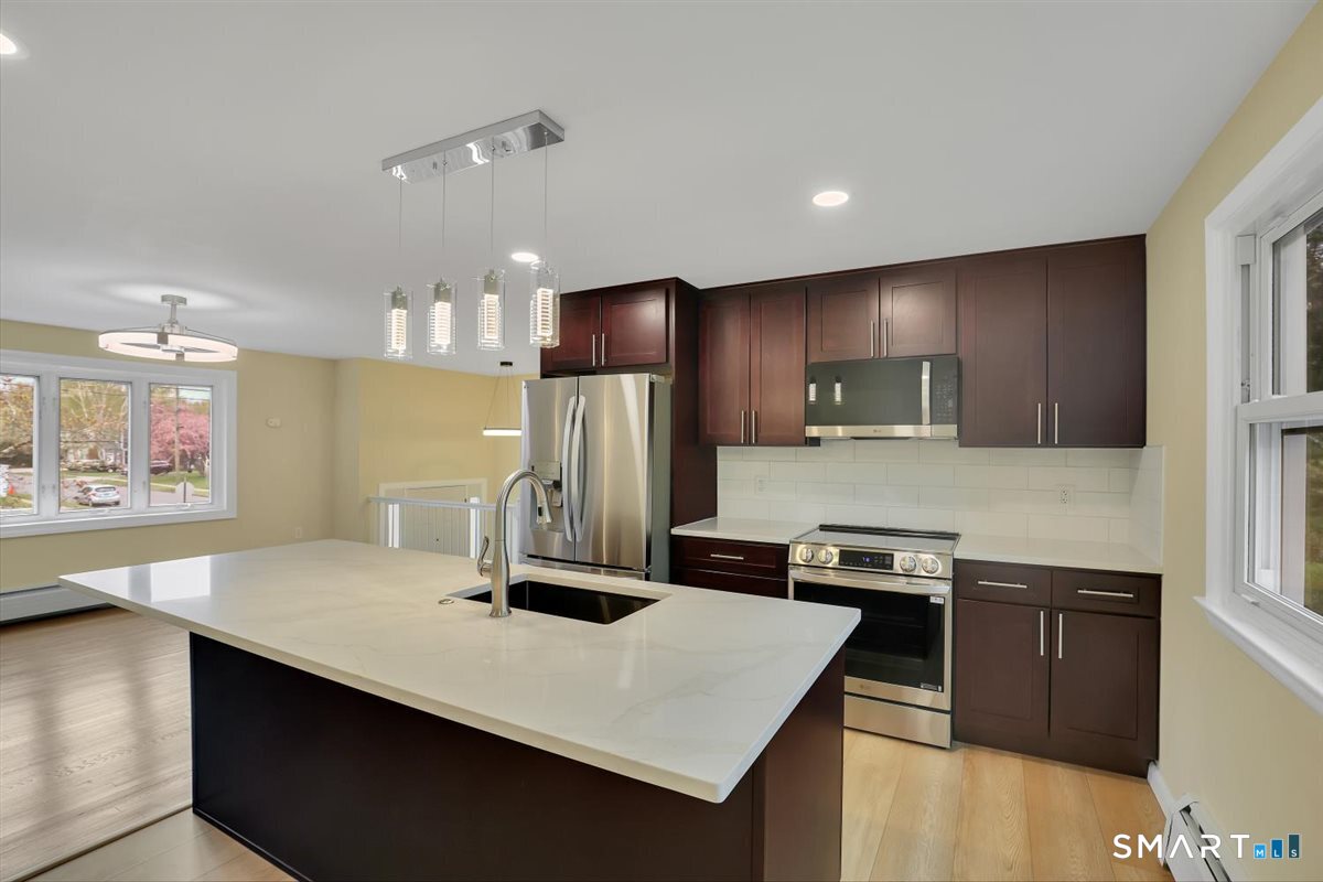 75 Azalea Drive Middletown CT 06457