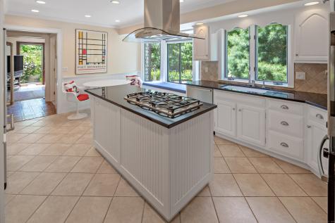 15 Tunxis Trail Redding CT 06896