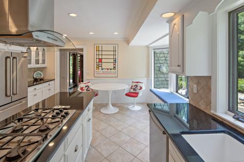 15 Tunxis Trail Redding CT 06896