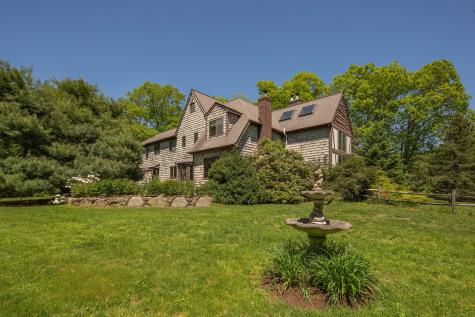 15 Tunxis Trail Redding CT 06896