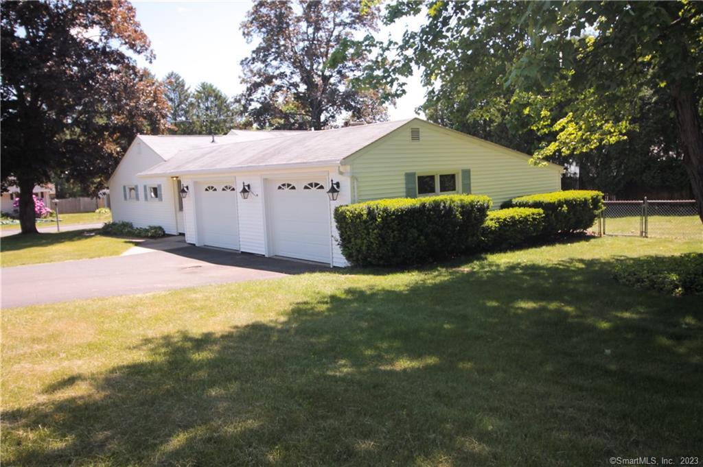 5 Woodlawn Street Enfield CT 06082