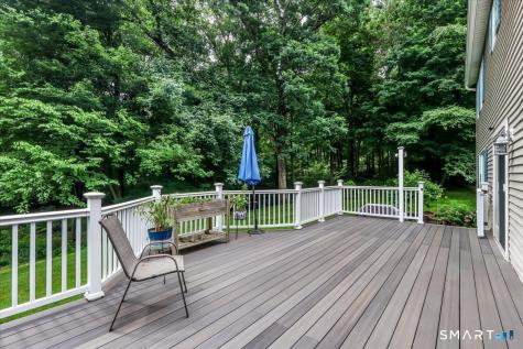32 Country Way Bethel CT 06801