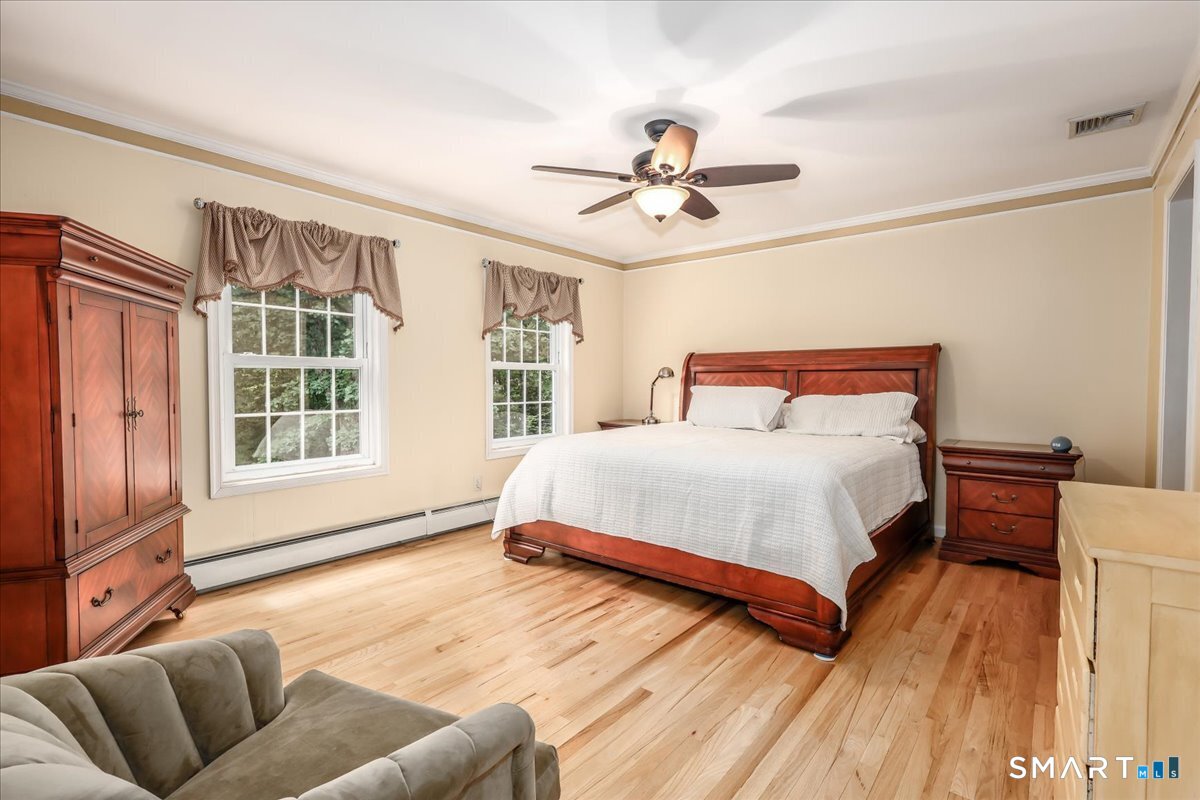 32 Country Way Bethel CT 06801