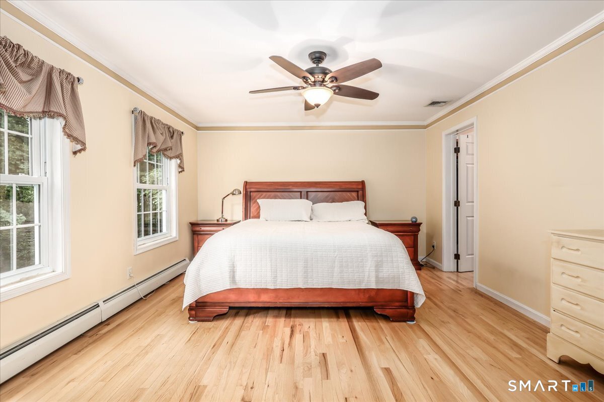 32 Country Way Bethel CT 06801