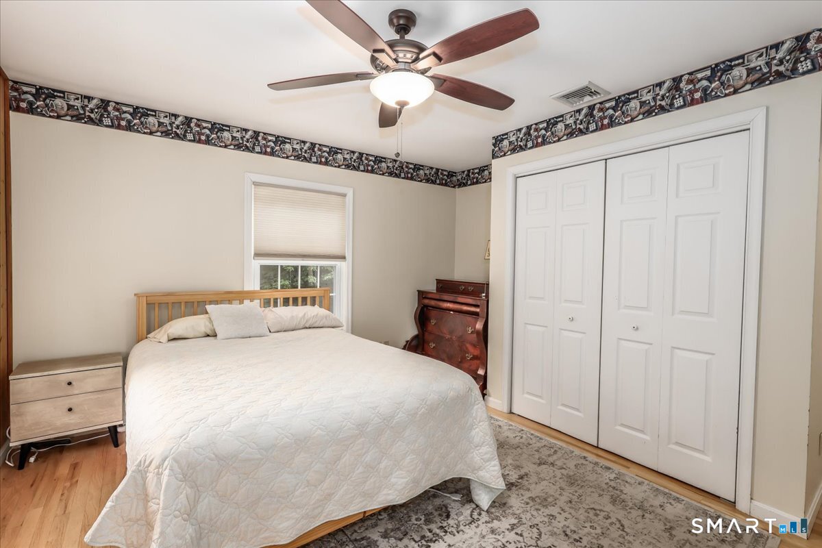 32 Country Way Bethel CT 06801