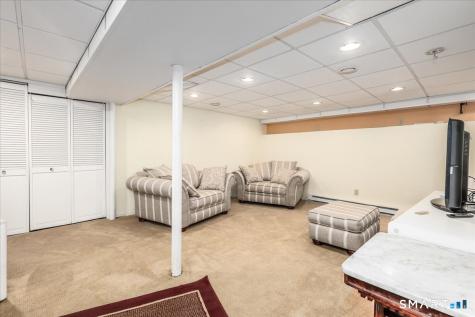 32 Country Way Bethel CT 06801