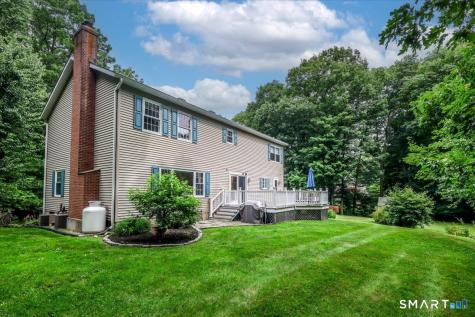 32 Country Way Bethel CT 06801