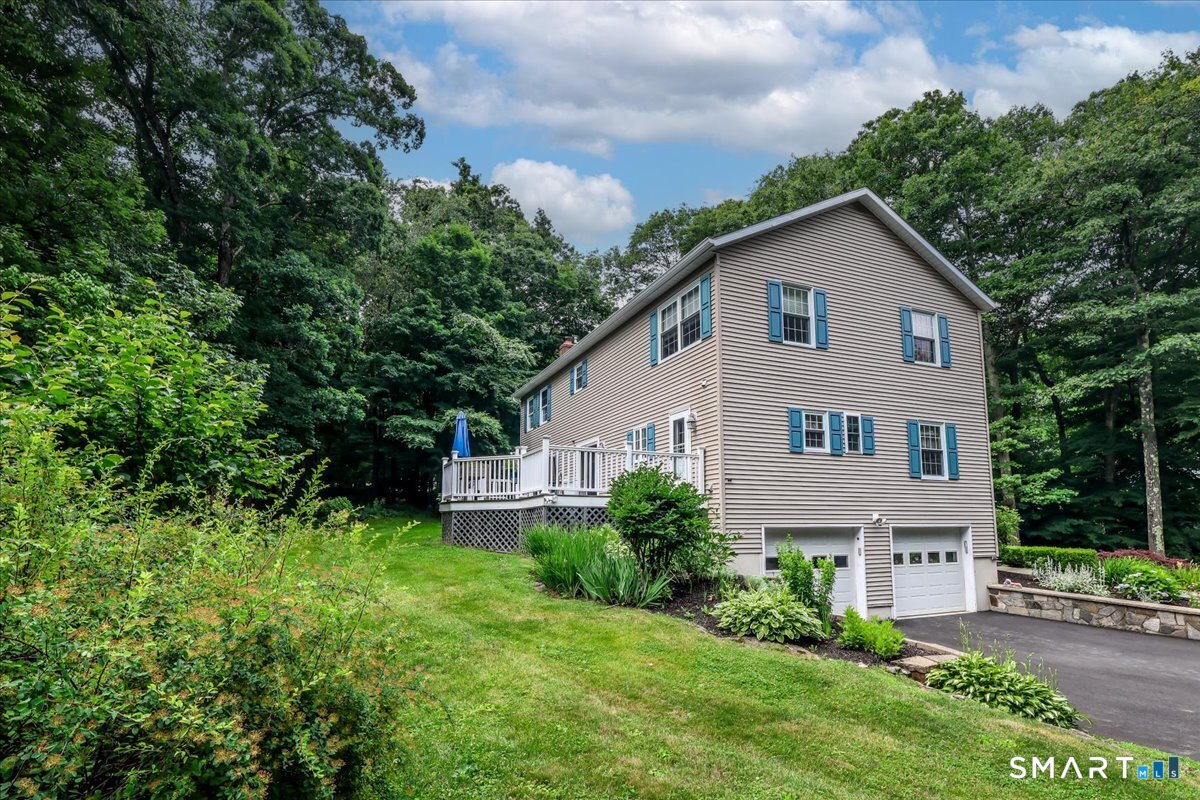 32 Country Way Bethel CT 06801