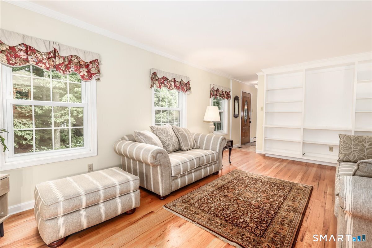 32 Country Way Bethel CT 06801