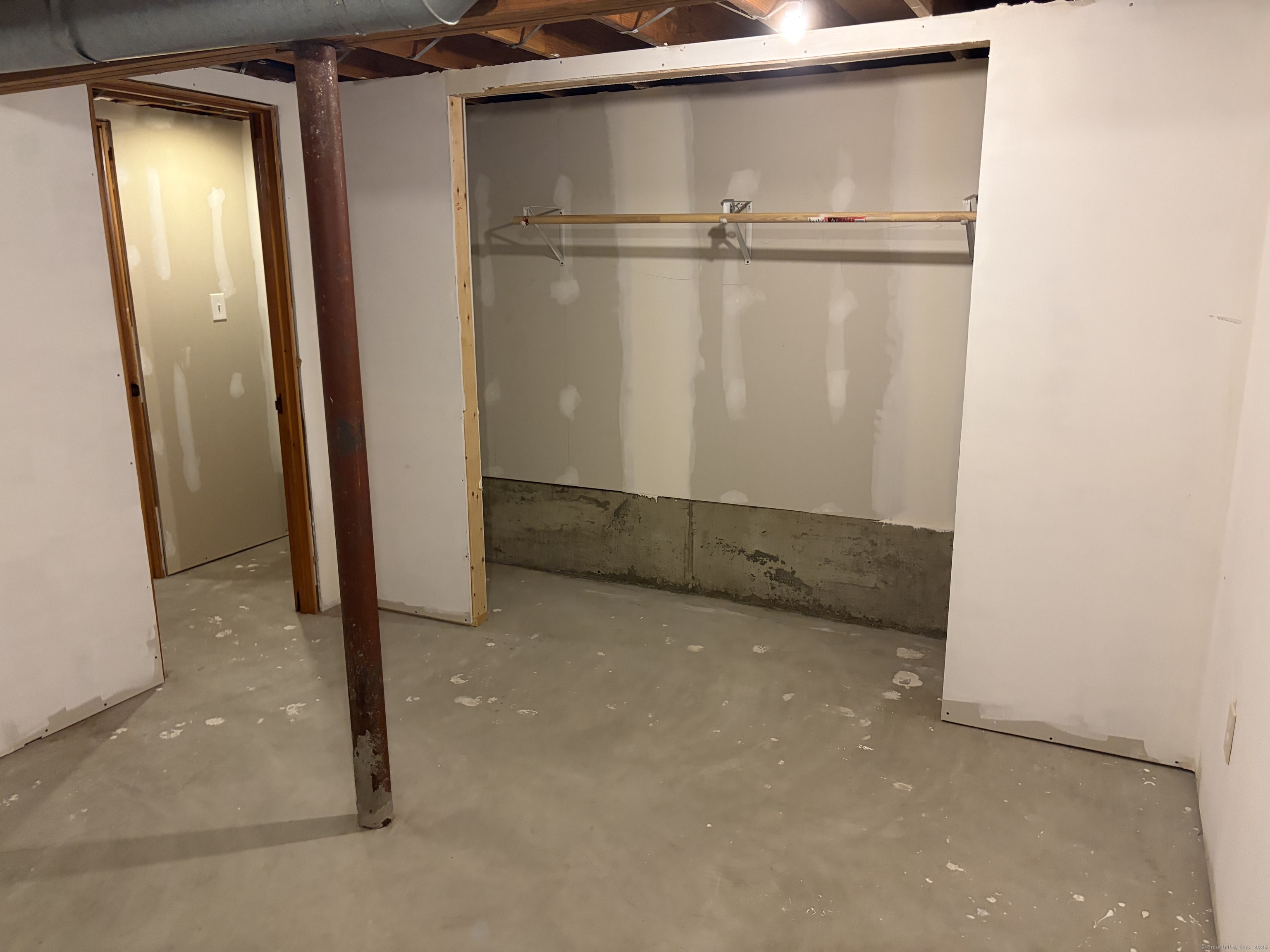 65 West Shore Drive Enfield CT 06082