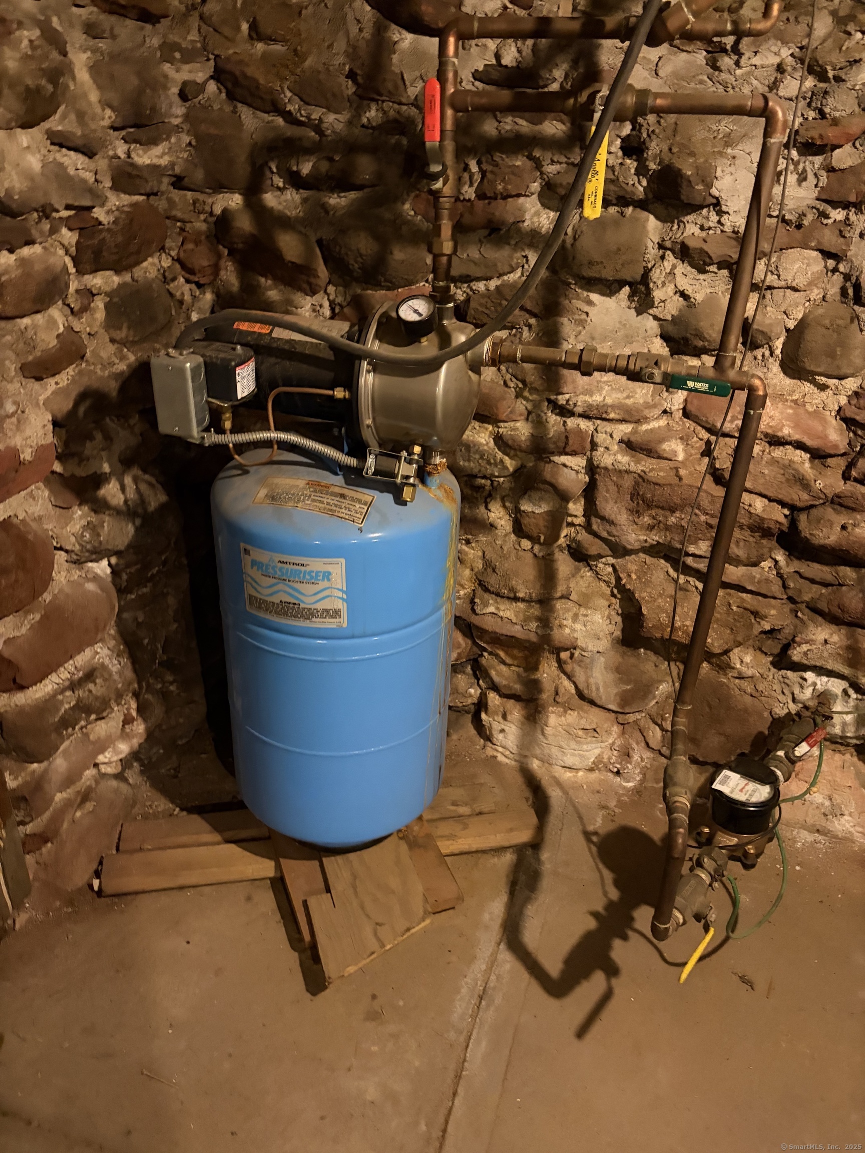 65 West Shore Drive Enfield CT 06082