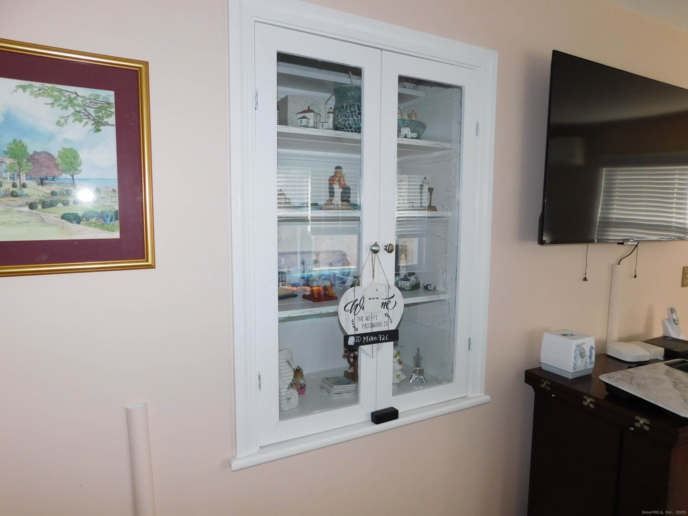 6 Anita Avenue Waterford CT 06385